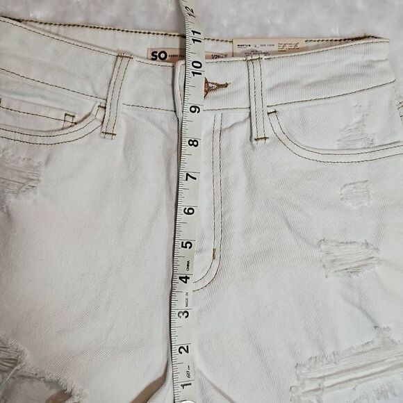 Super High Rise Cutoff Short With Rainbow Pocket - Picture 7 of 7